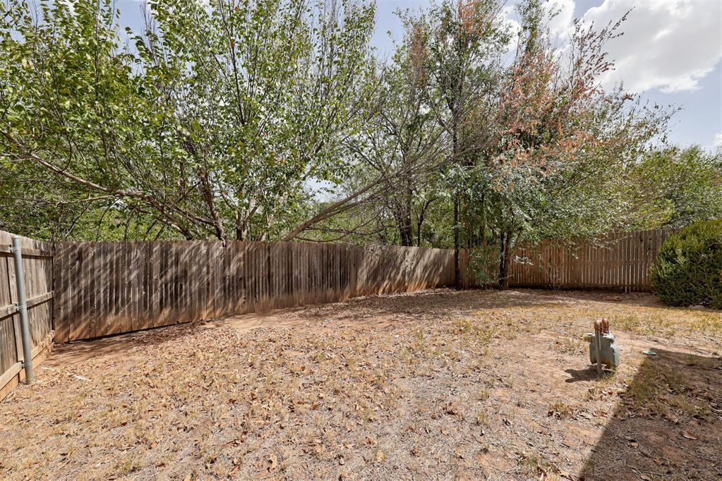 11400 Glade Avenue Property Photo 30