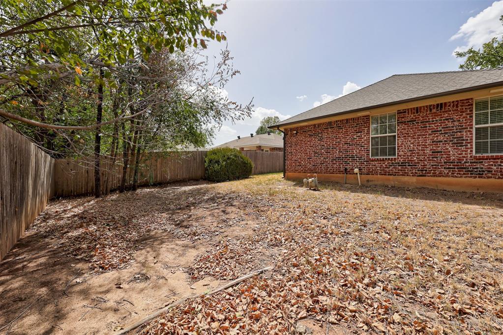 11400 Glade Avenue Property Photo 31