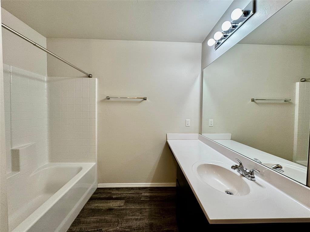 4121 Umbria Road Property Photo 29