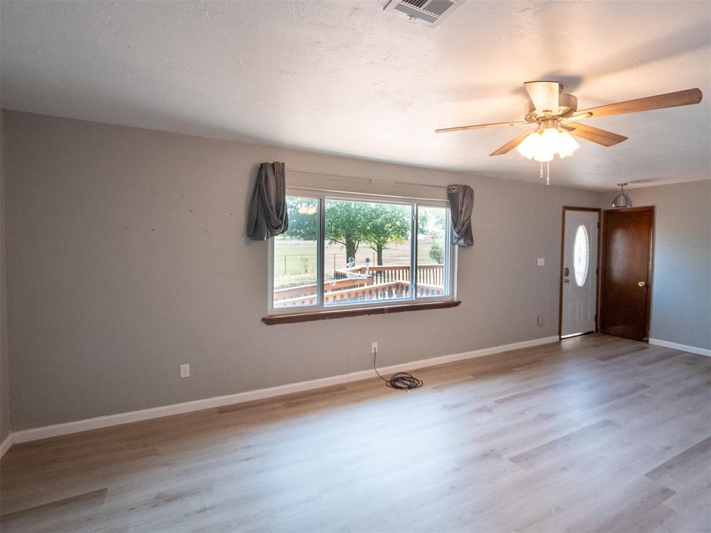 11403 Ns 3520 Road Property Photo 8
