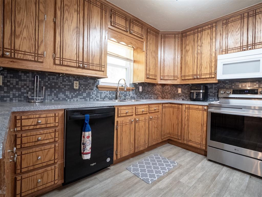 11403 Ns 3520 Road Property Photo 10