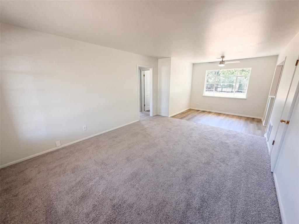 1212 Sw 54th Street Property Photo 3