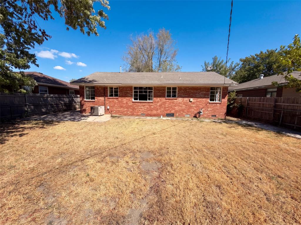 1212 Sw 54th Street Property Photo 5