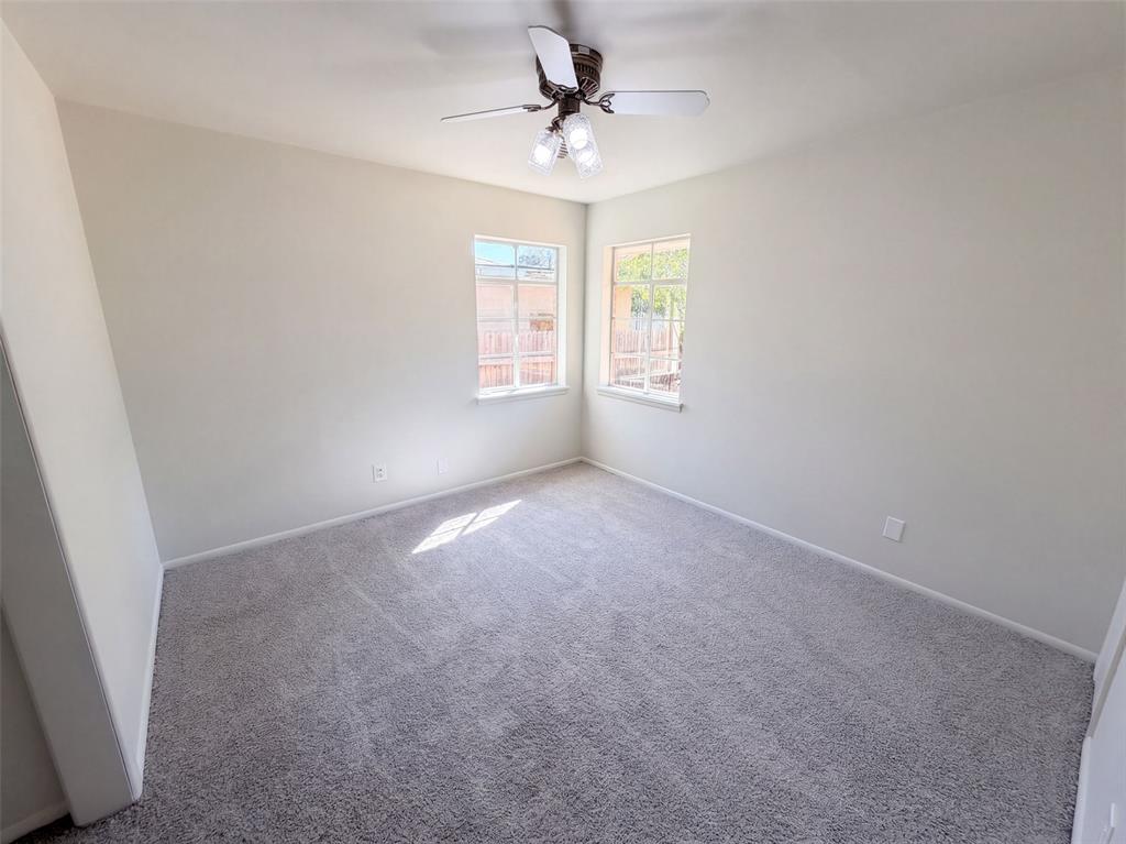 1212 Sw 54th Street Property Photo 9