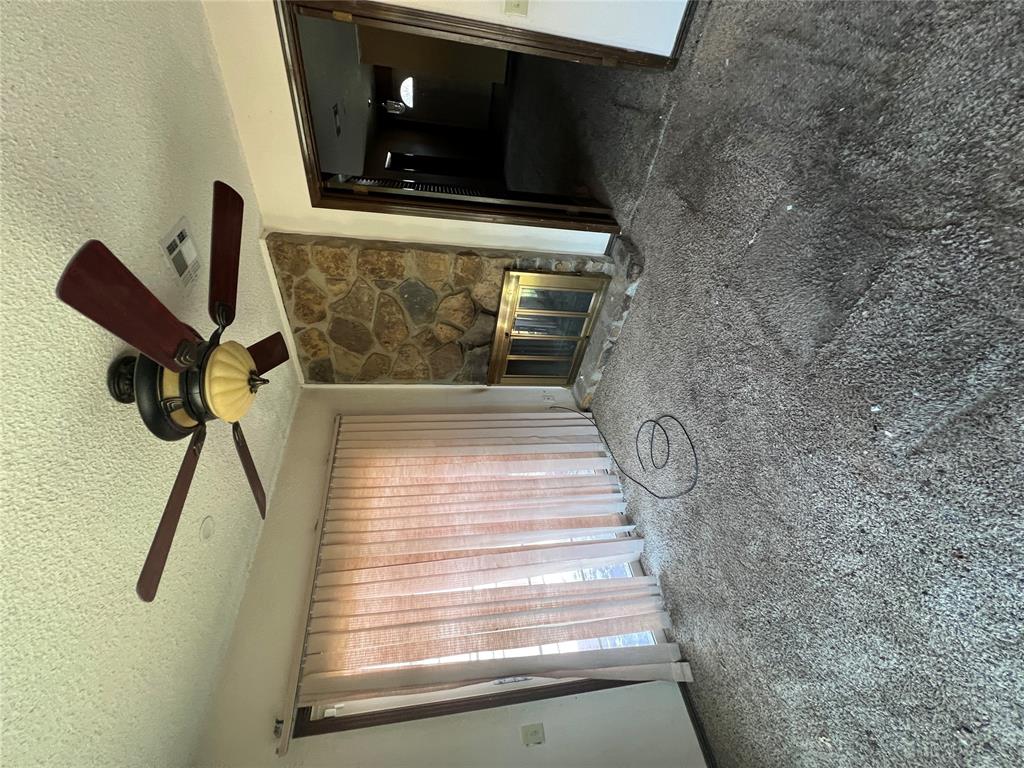 8813 N Mcmillan Avenue Property Photo 13