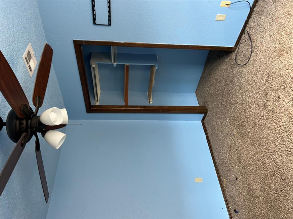 8813 N Mcmillan Avenue Property Photo 24