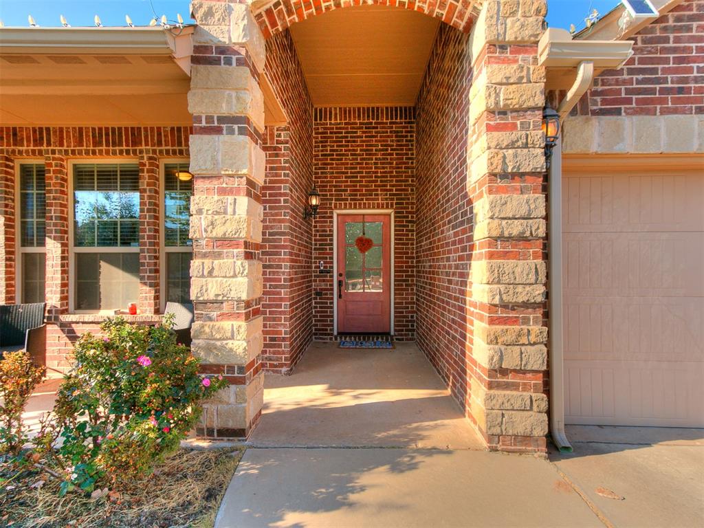 1311 Skyler Way Property Photo 2