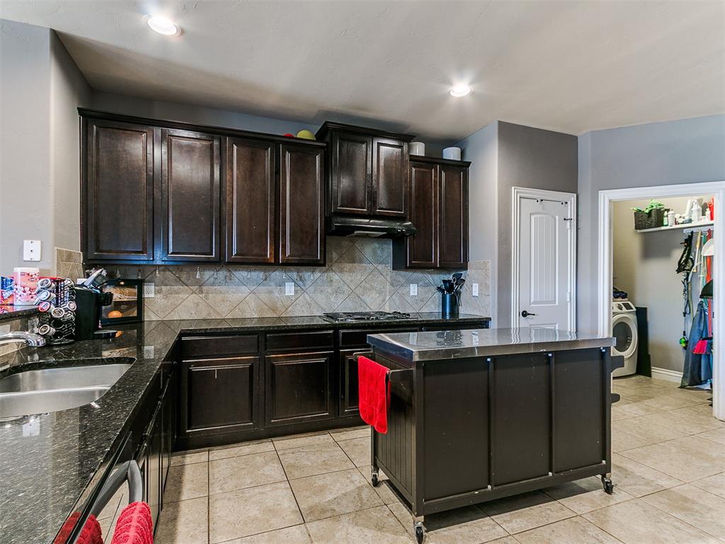 1311 Skyler Way Property Photo 14