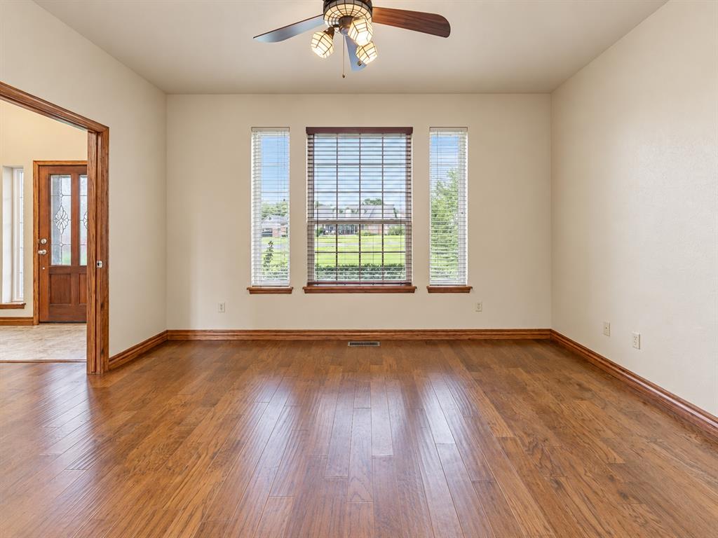 940 Lake Vista Road Property Photo 18
