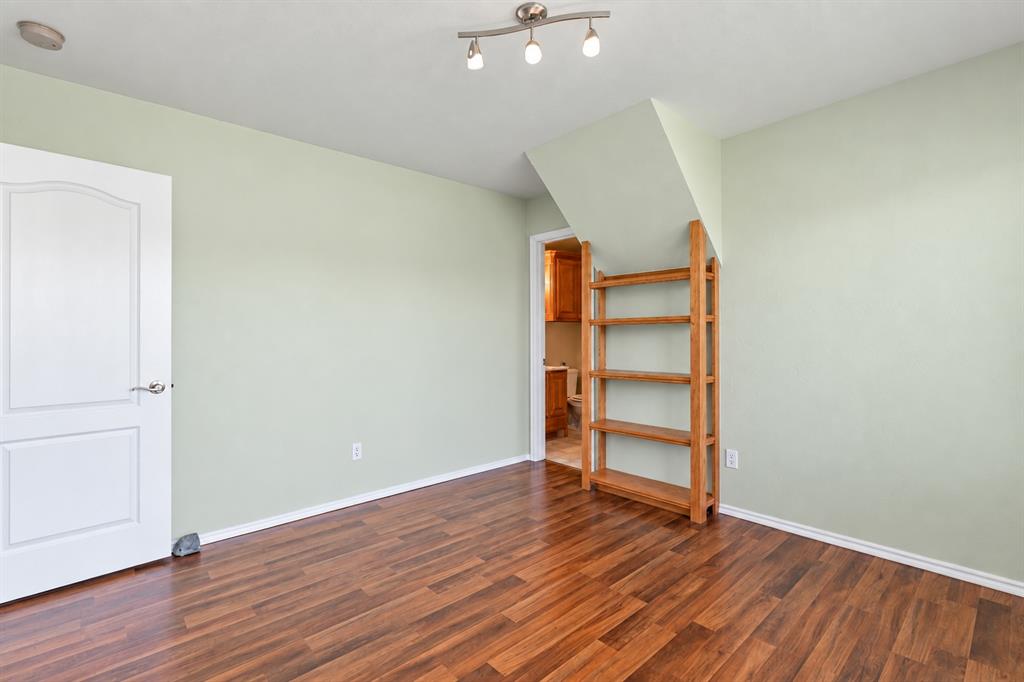 940 Lake Vista Road Property Photo 42