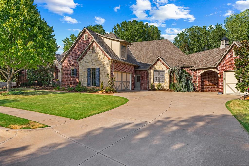 3904 Creek Bend Road Property Photo 1