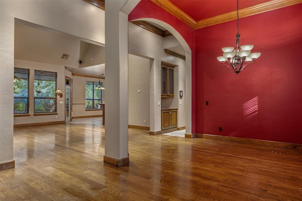 3904 Creek Bend Road Property Photo 4