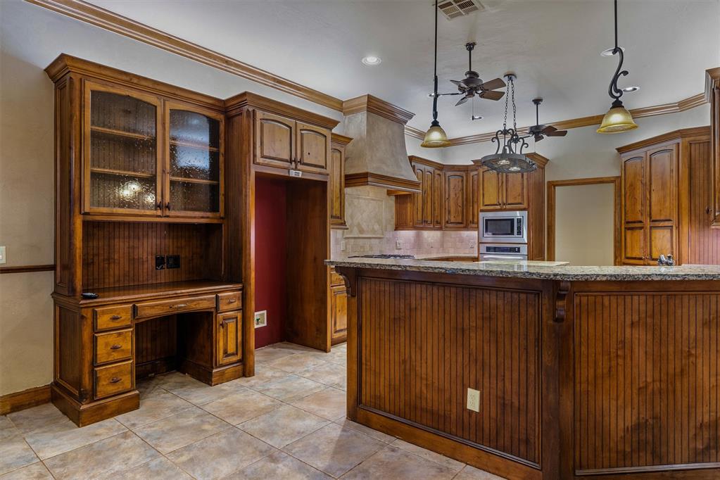 3904 Creek Bend Road Property Photo 10