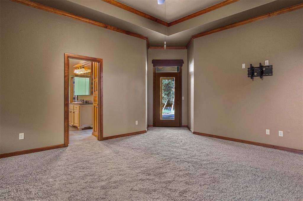 3904 Creek Bend Road Property Photo 18