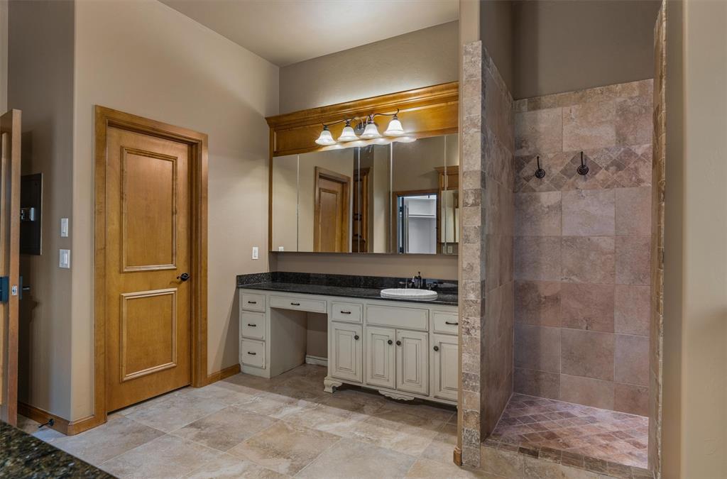 3904 Creek Bend Road Property Photo 20