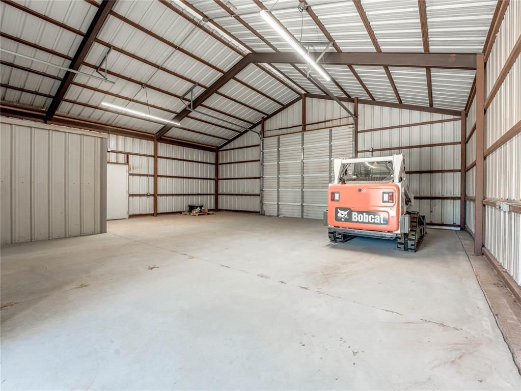 751 S Henney Road Property Photo 30