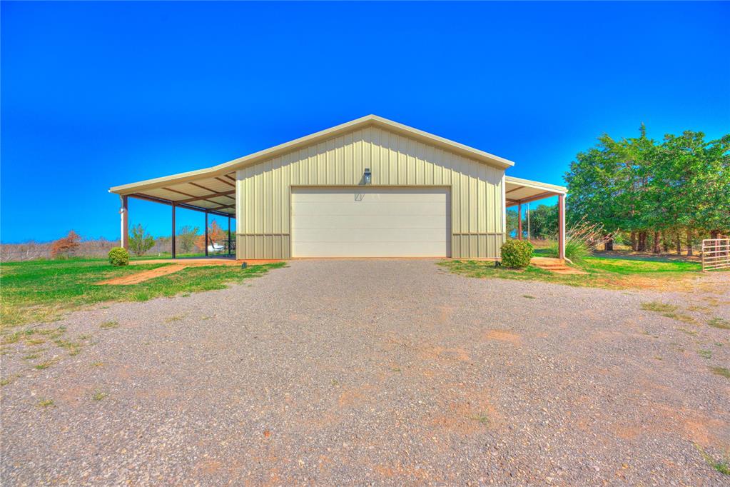 751 S Henney Road Property Photo 33