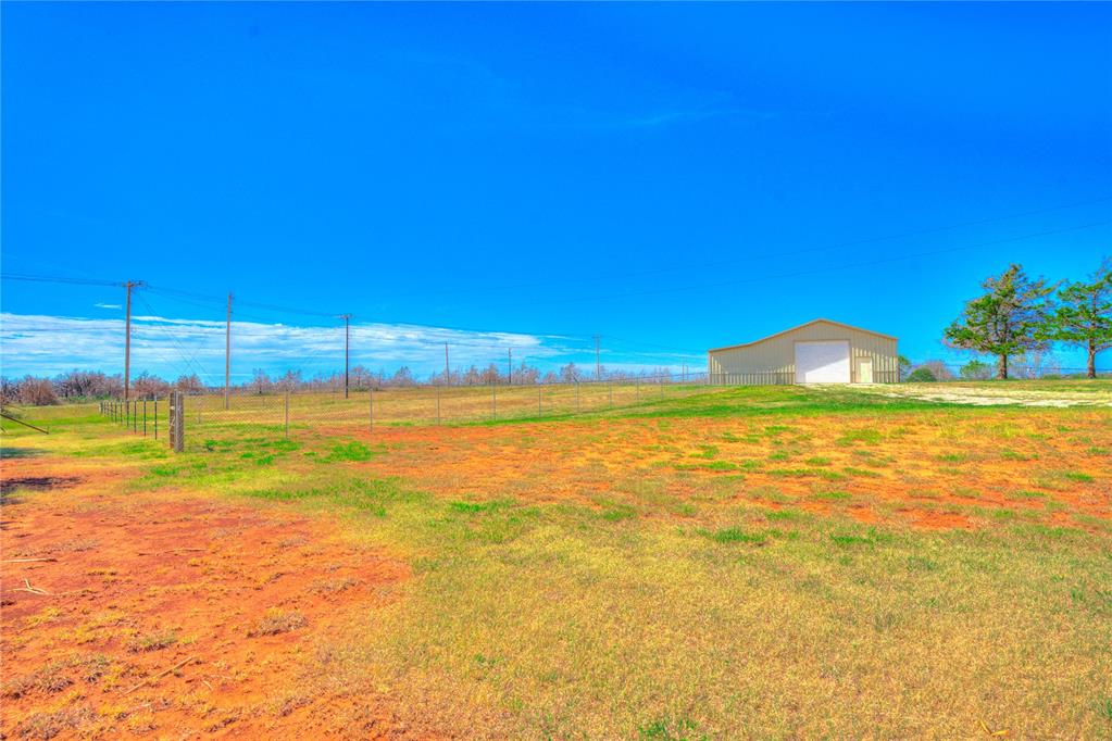 751 S Henney Road Property Photo 37
