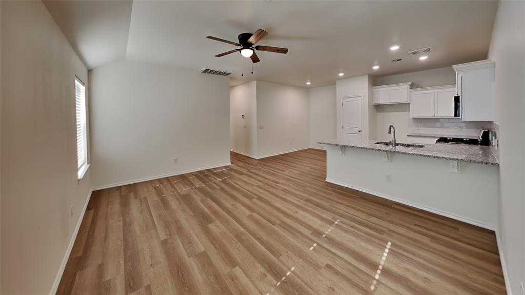 9118 Mclendon Court Property Photo 3