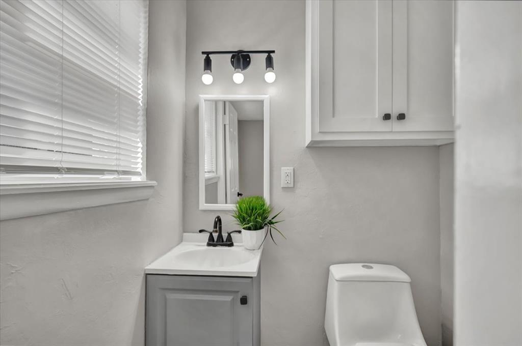 1209 Lawton Property Photo 20