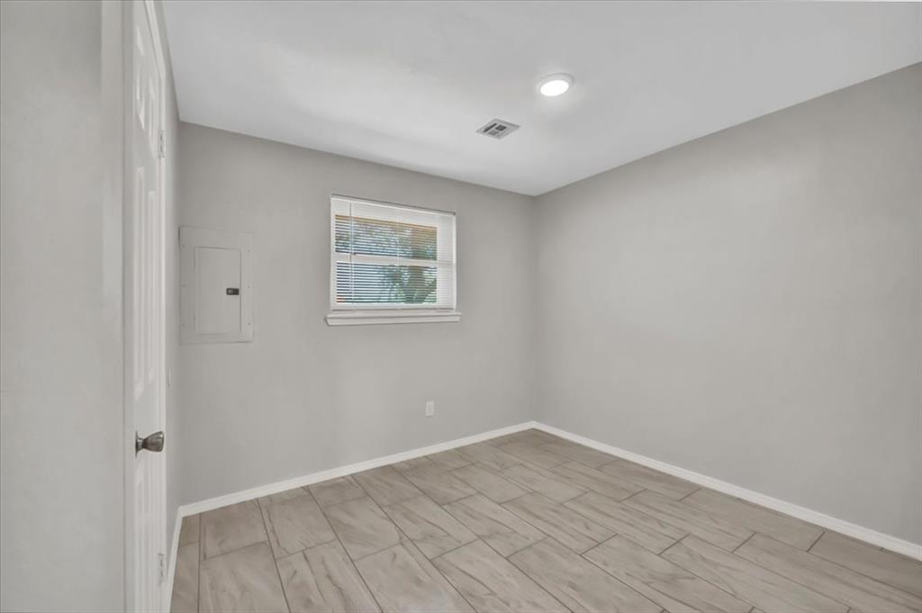 1209 Lawton Property Photo 22