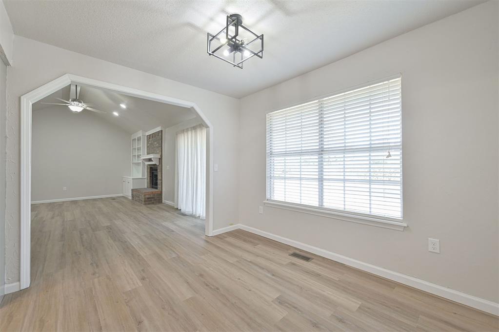 8113 Nw 113th Street Property Photo 16