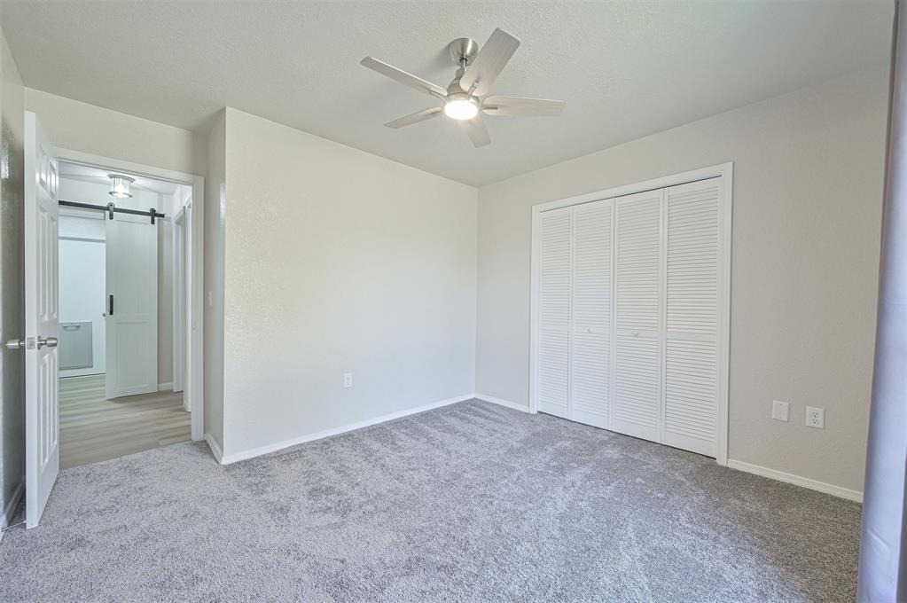 8113 Nw 113th Street Property Photo 32