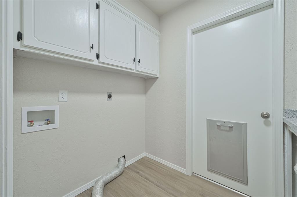 8113 Nw 113th Street Property Photo 35