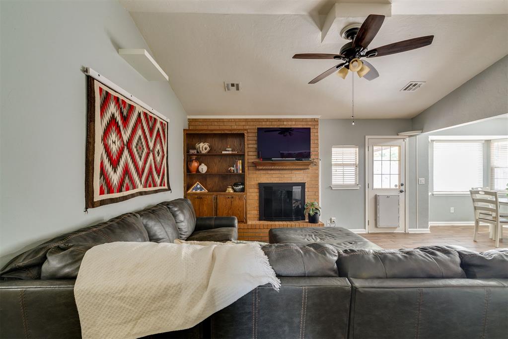 1100 Sw 91st Street Property Photo 4