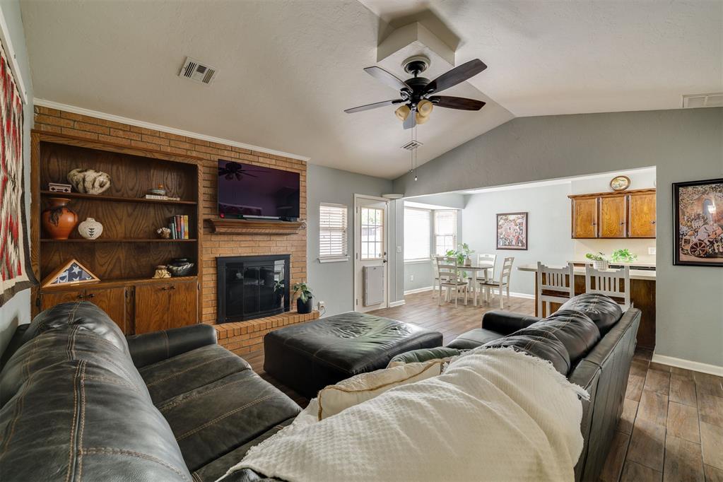 1100 Sw 91st Street Property Photo 5