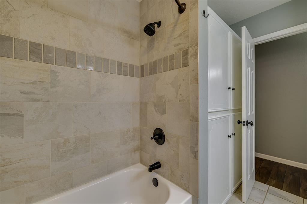 1100 Sw 91st Street Property Photo 14