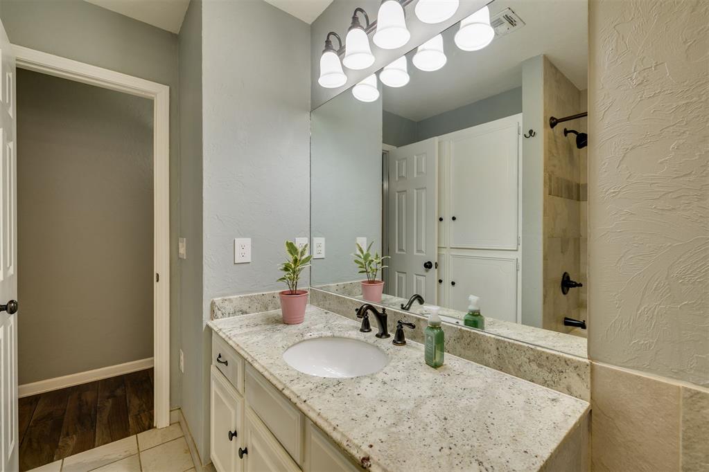 1100 Sw 91st Street Property Photo 15