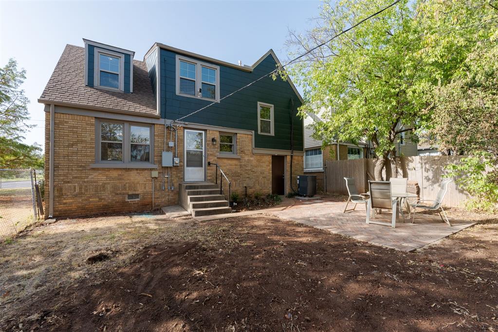 1533 Nw 39th Street Property Photo 4