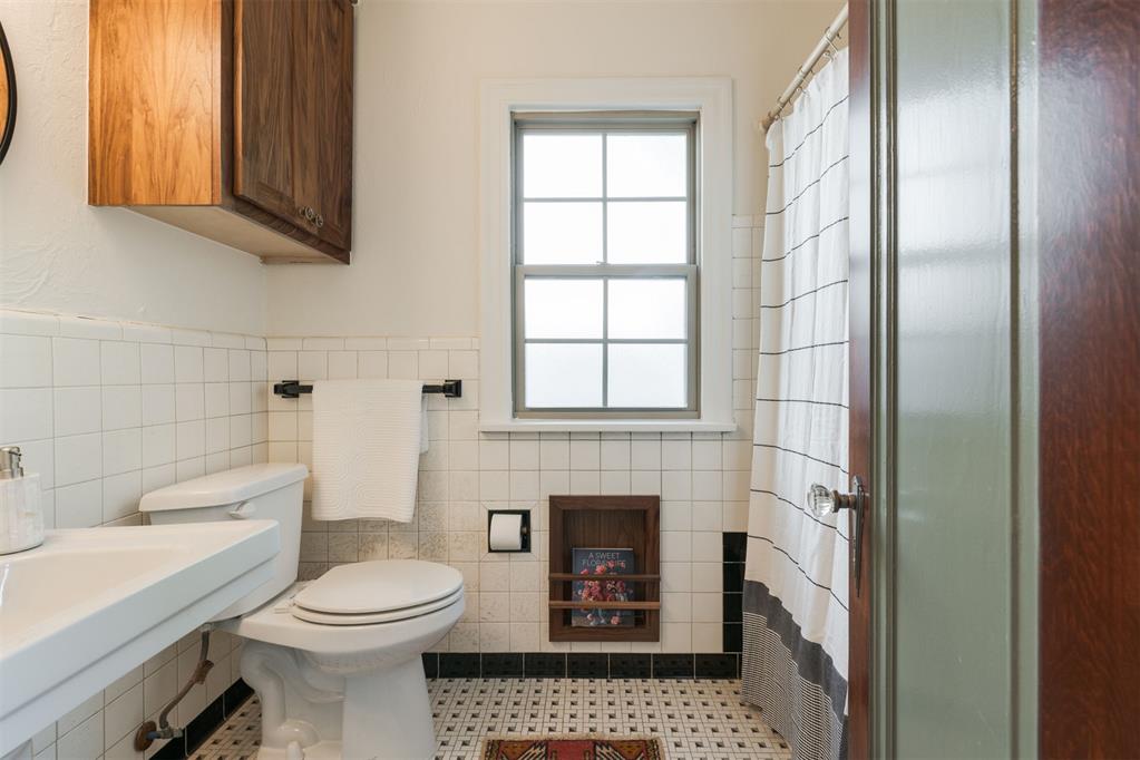 1533 Nw 39th Street Property Photo 29