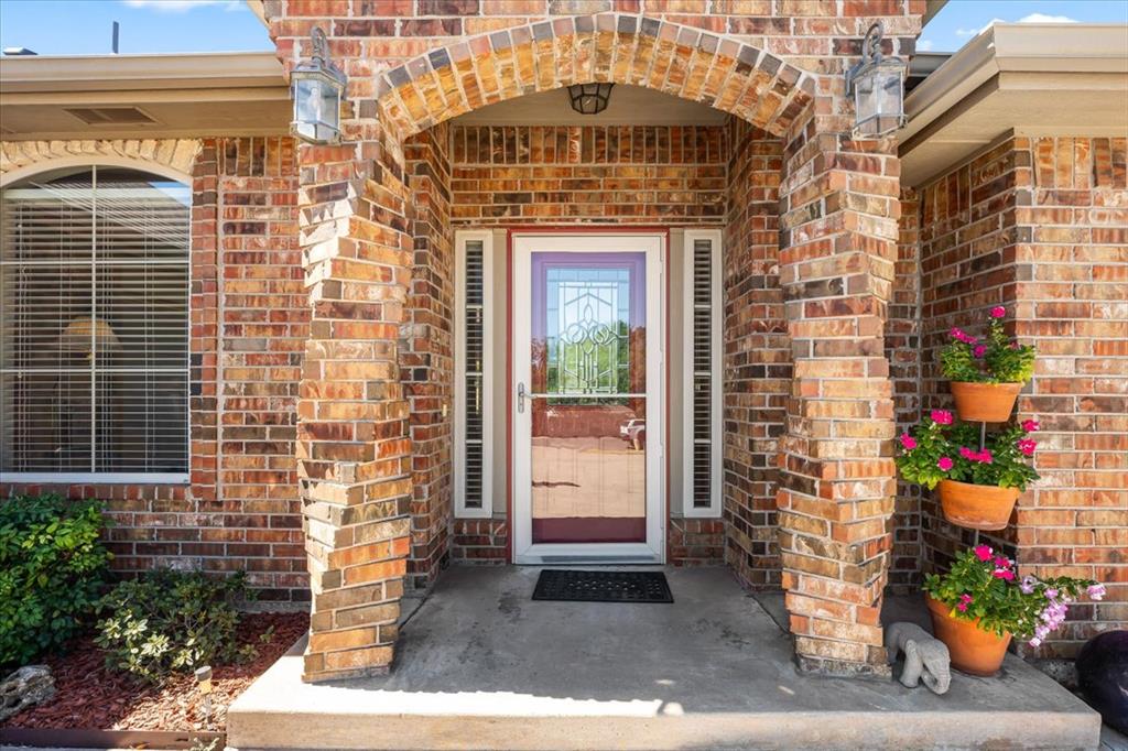 8149 Linda Lane Property Photo 3
