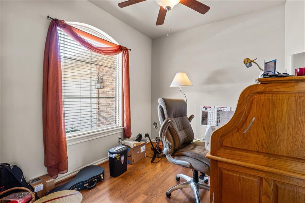 8149 Linda Lane Property Photo 6