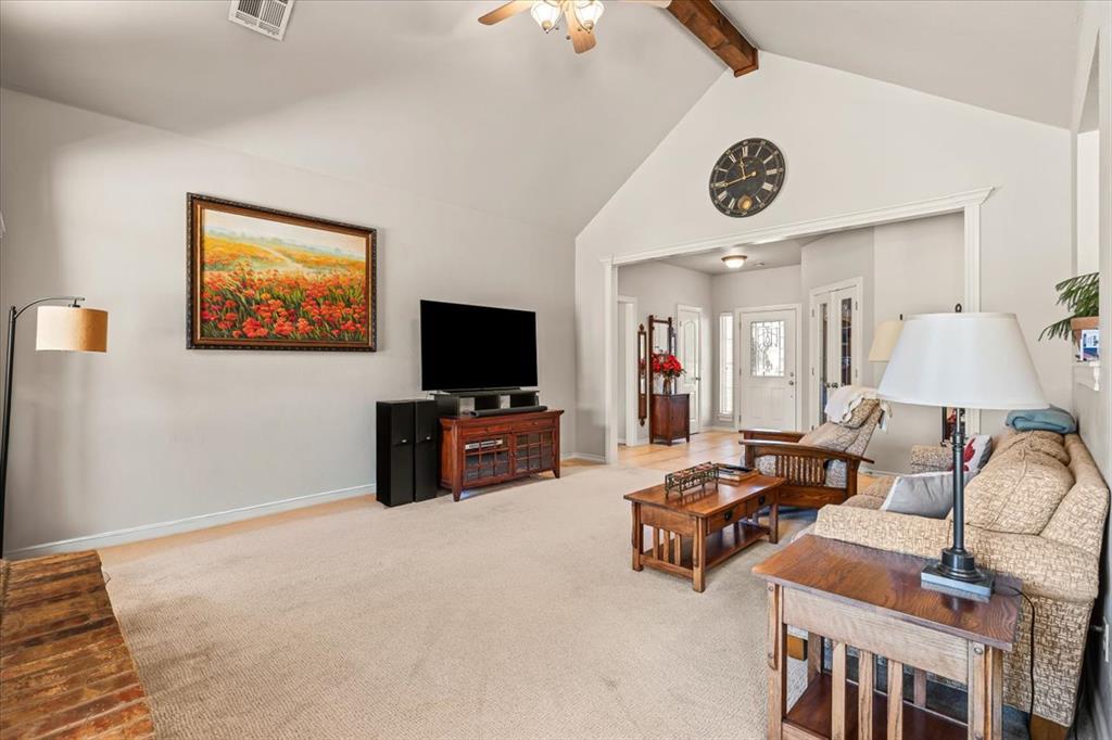 8149 Linda Lane Property Photo 9