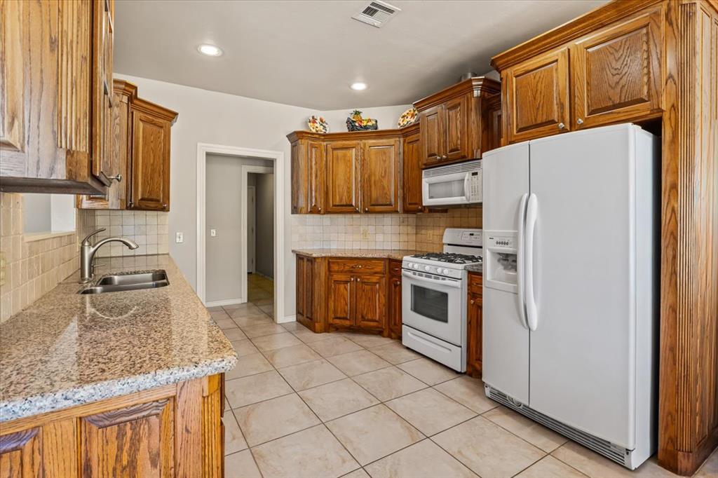8149 Linda Lane Property Photo 11