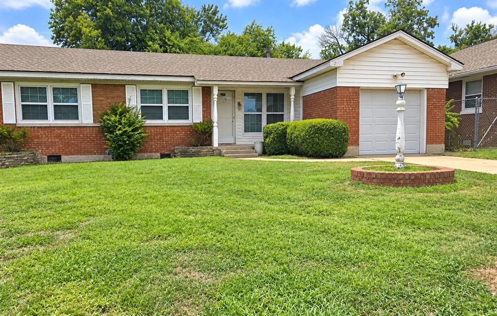 4909 N Pate Property Photo 1