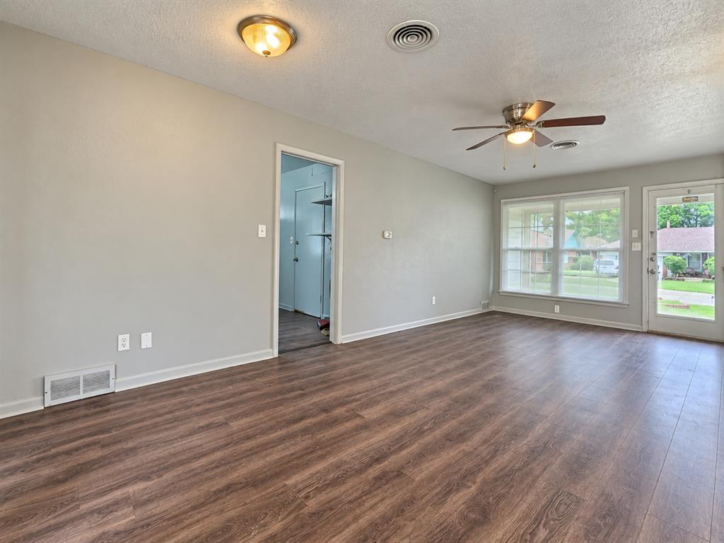 4909 N Pate Property Photo 6