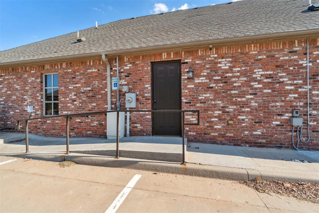 2905 Nw 156th Street Property Photo 44