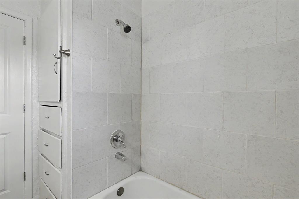 224 W Kerr Street Property Photo 10