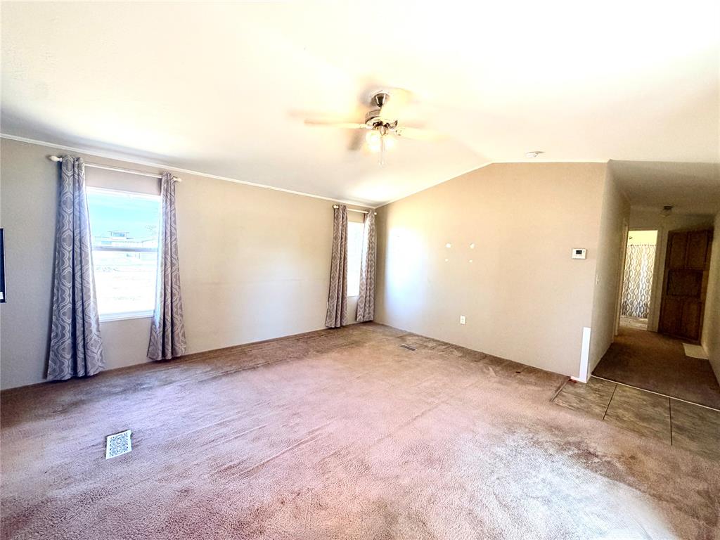 312 S 3rd Street Property Photo 11