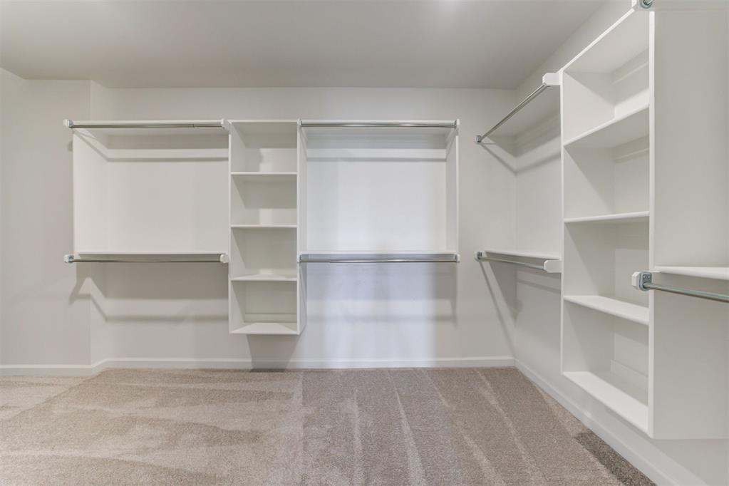 4533 Maple Ridge Drive Property Photo 28