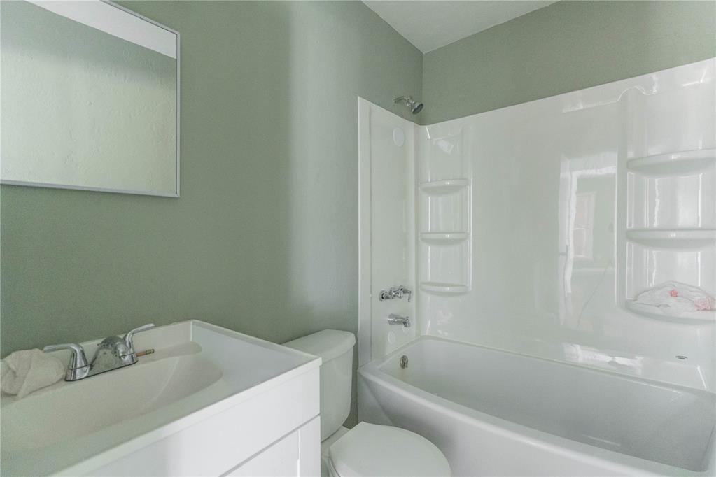 1907 Nw 20th Street Property Photo 12