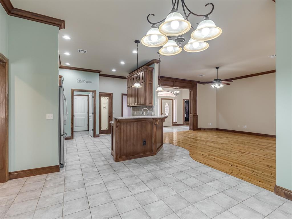 4713 Horizon Boulevard Property Photo 10