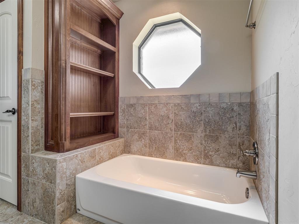 4713 Horizon Boulevard Property Photo 24