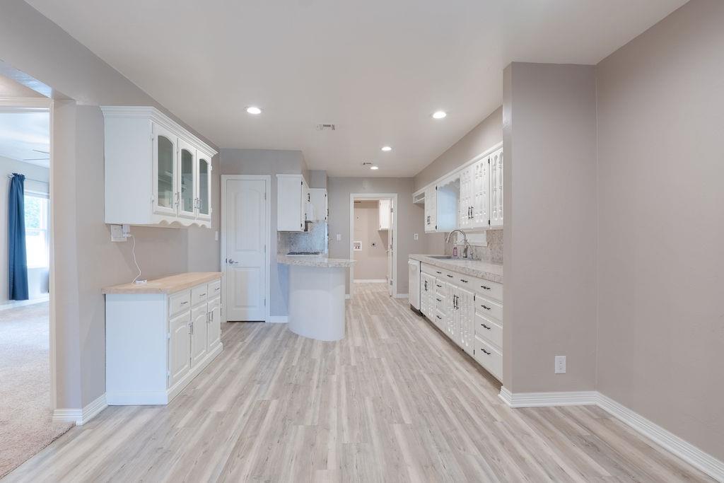 804 S Market Avenue Property Photo 12