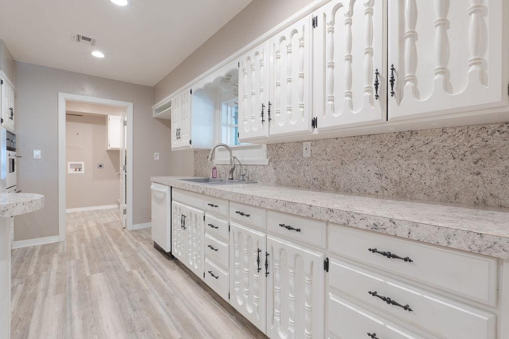 804 S Market Avenue Property Photo 15