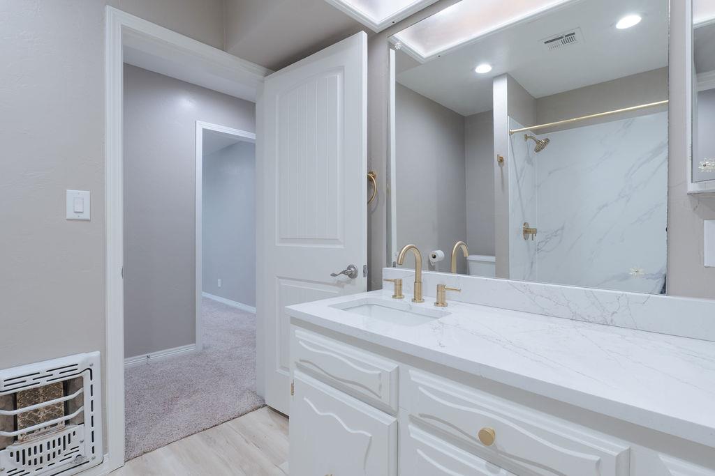 804 S Market Avenue Property Photo 35